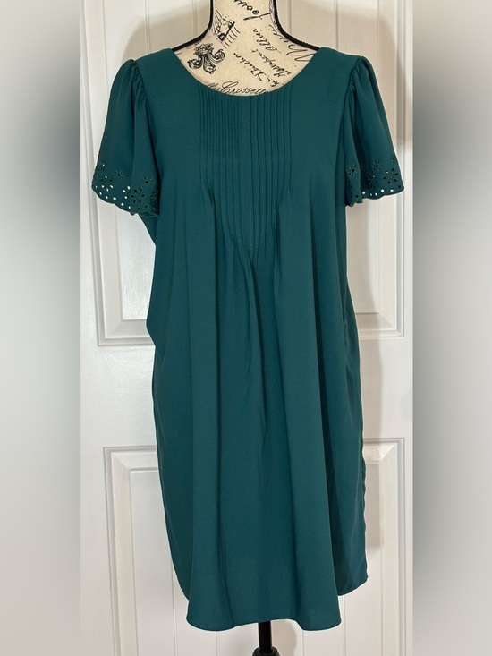 Maison Cinqcent Dresses & Skirts - Maison Cinqcent size Med Teal Pintuck Fit & Flare Dress with Eyelet Sleeves